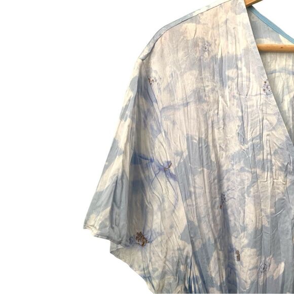 Vince Painted Magnolia V-Neck Midi Dress in Size XL - Picture 9 of 15